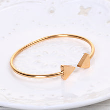 Load image into Gallery viewer, Gold Arrow Bracelet
